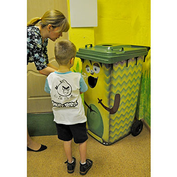 Контейнеры для детей для раздельно сбора мусора